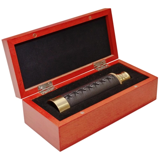 Levenhuk Spyglass SG2 12x30                                                                                                                                                                                                                               