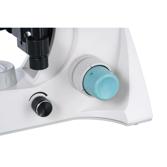 Trinokulární mikroskop Levenhuk 900T                                                                                                                                                                                                                      